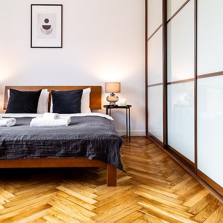 Househost Apartment: Jozefa 2/10 Kraków Zewnętrze zdjęcie