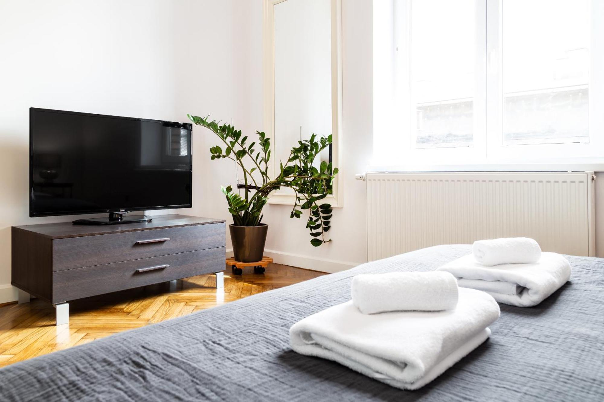 Househost Apartment: Jozefa 2/10 Kraków Zewnętrze zdjęcie